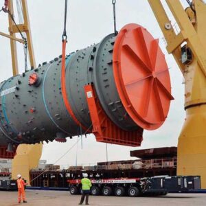 Supervisión de operaciones de carga y descarga pesada y voluminosa